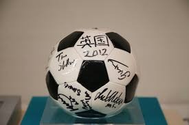 【官宣】周冠宇正式加入凯迪拉克F1车队，担任储备车手